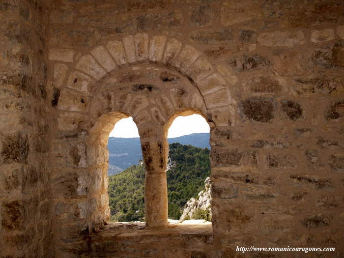 VENTANAL GEMINADO DEL PONIENTE. INTERIOR